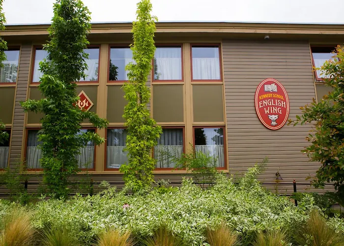 Mcmenamins Kennedy School Hotel Portland